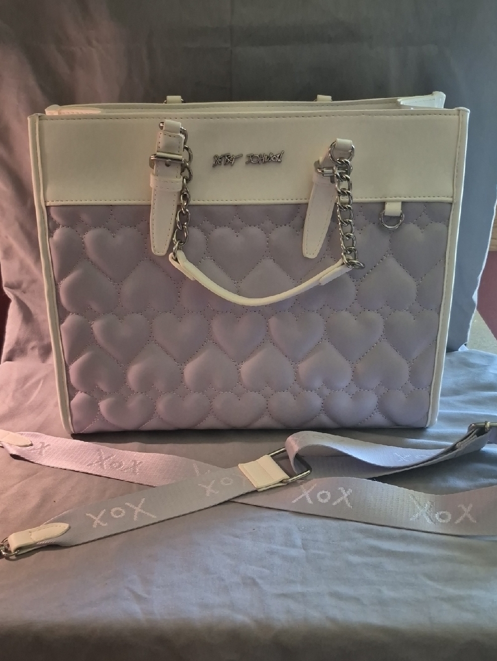 NWOT Betsey JohnsonQuilted Heart Tote Bag in Light Lavender and Cream